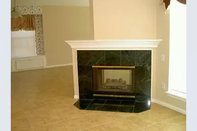 4542 Springfield Lakes Street, Sugar Land, TX 77479 - Photo 5