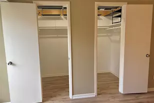 17331 Red Oak Dr, Houston, TX 77090 - Photo 9