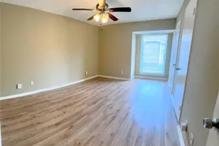 17331 Red Oak Dr, Houston, TX 77090 - Photo 7