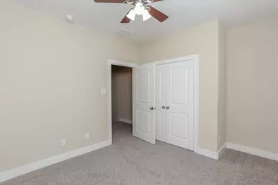 10658 Clearview Villa Place, Houston, TX 77025 - Photo 27