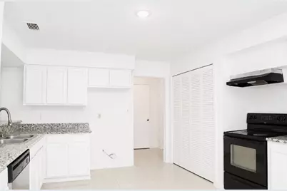 11118 High Star Drive, Houston, TX 77072 - Photo 9