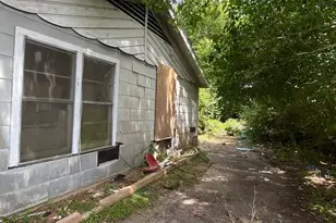 1780 Euclid St, Beaumont, TX 77705 - Photo 3