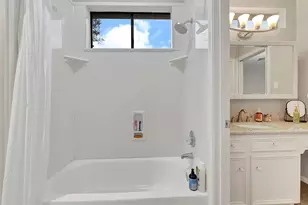 7426 Timberlake Dr, Sugar Land, TX 77479 - Photo 29