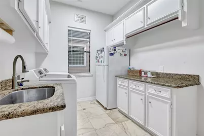 7426 Timberlake Drive, Sugar Land, TX 77479 - Photo 35