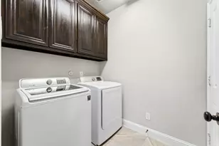 10118 Bitternut Hickory Ln, Tomball, TX 77375 - Photo 11