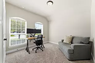 10118 Bitternut Hickory Ln, Tomball, TX 77375 - Photo 5