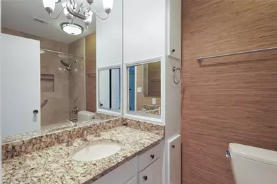 7929 Woodway Drive #4, Houston, TX 77063 - Photo 21