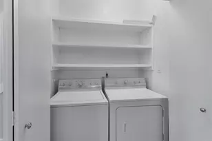 7929 Woodway Dr, Houston, TX 77063 - Photo 25