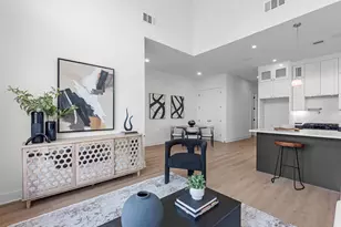 422 E 41st St, Houston, TX 77022 - Photo 5