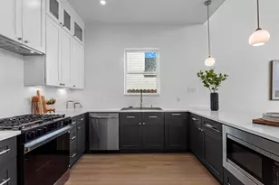 422 E 41st St, Houston, TX 77022 - Photo 7