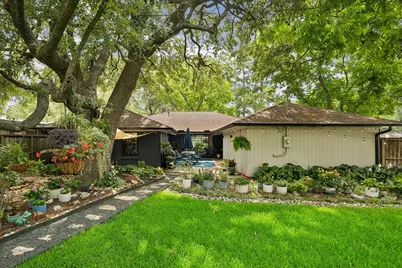9103 Timberside Drive, Houston, TX 77025 - Photo 5