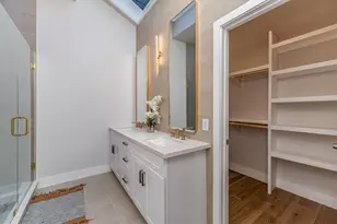 2002 Shadow Bend Dr, Houston, TX 77043 - Photo 33