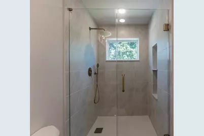 2002 Shadow Bend Drive, Houston, TX 77043 - Photo 47