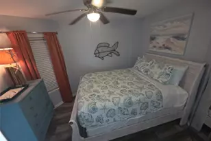 9520 Seawall Blvd, Galveston, TX 77554 - Photo 5
