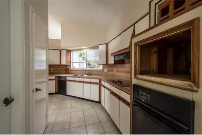 10122 Reedwood Lane, Houston, TX 77036 - Photo 5