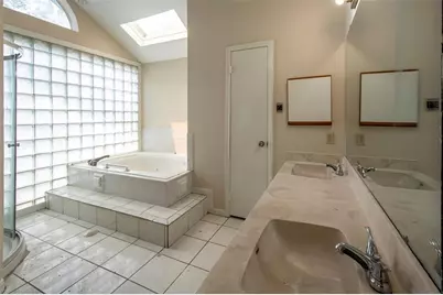 10122 Reedwood Lane, Houston, TX 77036 - Photo 3