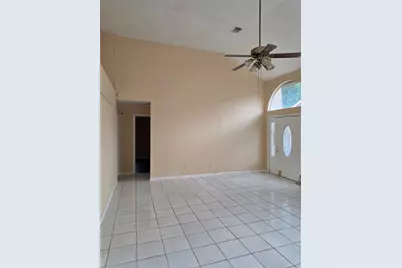 10122 Reedwood Lane, Houston, TX 77036 - Photo 17