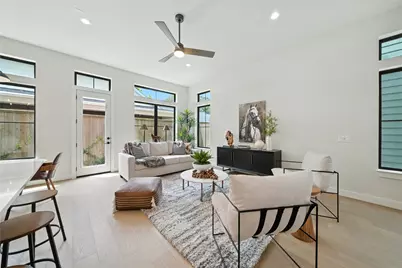 8719 Padua Lane, Houston, TX 77055 - Photo 9