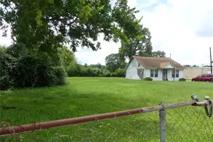 7713 Airline Dr, Houston, TX 77037 - Photo 3