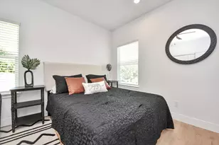 5955 Southseas St, Houston, TX 77033 - Photo 29