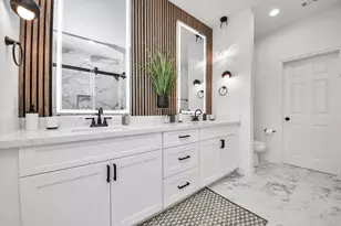 5955 Southseas St, Houston, TX 77033 - Photo 27