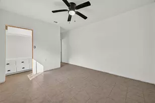 5039 Shadowridge Dr, Houston, TX 77053 - Photo 15