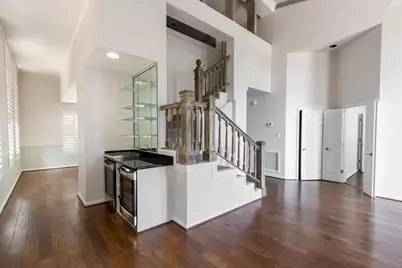 2102 Post Office Street #8, Galveston, TX 77550 - Photo 9