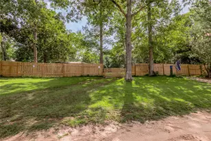 211 Baker Dr, Livingston, TX 77351 - Photo 37