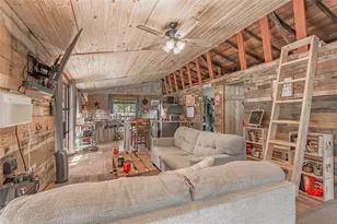 211 Baker Dr, Livingston, TX 77351 - Photo 9