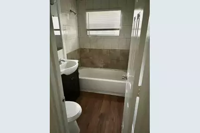 5117 Rapido Road, Houston, TX 77033 - Photo 7