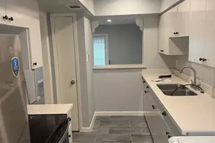 7930 Grove Ridge Dr, Houston, TX 77061 - Photo 3