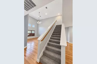 8624 Meadowcroft Drive, Houston, TX 77063 - Photo 7