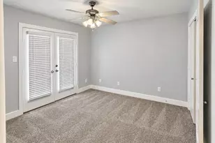 8624 Meadowcroft Dr, Houston, TX 77063 - Photo 19