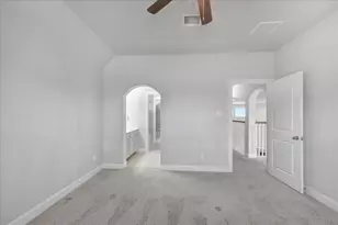 8033 SERENITY Dr, Pearland, TX 77584 - Photo 35