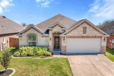 6803 Peach Mill Lane, Dickinson, TX 77539 - Photo 1