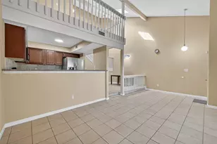 6855 Greenway Chase St, Houston, TX 77072 - Photo 13