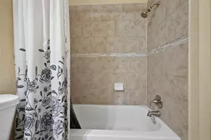 6855 Greenway Chase St, Houston, TX 77072 - Photo 37