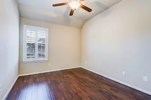 10 Bettina Ln, The Woodlands, TX 77382 - Photo 15