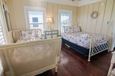 2475 Audubon Avenue, Gilchrist, TX 77617 - Photo 23