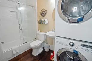 2475 Audubon Ave, Gilchrist, TX 77617 - Photo 25