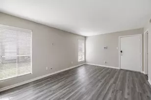 11715 S Glen Dr, Houston, TX 77099 - Photo 19
