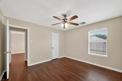 2711 Shallow Falls Court, Pearland, TX 77584 - Photo 35