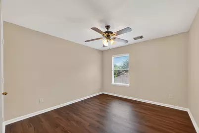 2711 Shallow Falls Court, Pearland, TX 77584 - Photo 31