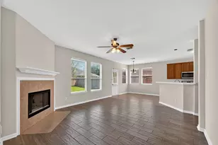 2711 Shallow Falls Ct, Pearland, TX 77584 - Photo 11