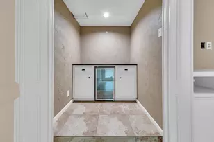 219 April Waters Dr W, Montgomery, TX 77356 - Photo 3