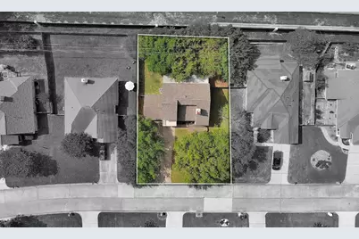 219 April Waters Drive W, Montgomery, TX 77356 - Photo 27