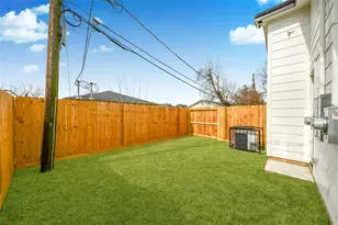 5201 Fairchild St, Houston, TX 77028 - Photo 33