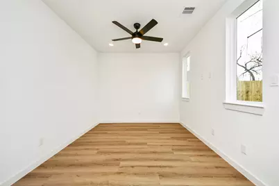 5201 Fairchild Street, Houston, TX 77028 - Photo 27