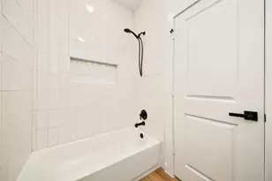 5201 Fairchild St, Houston, TX 77028 - Photo 21