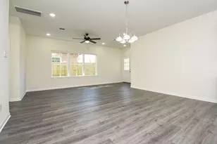 2811 Topiary Ln, Houston, TX 77014 - Photo 7